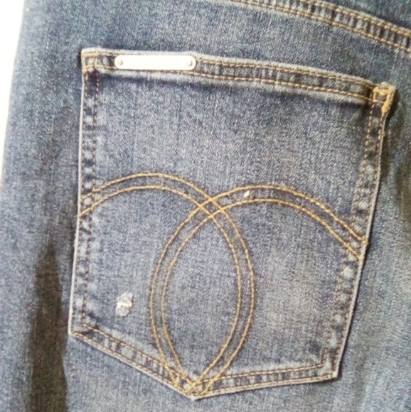Jordache Distressed Jeans - Picture 11 of 16